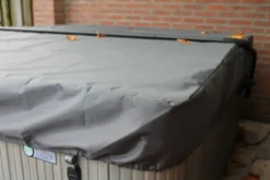 W'eau Spa Cover Beschermhoes - 215 X 215 Cm 9 W'eau Spa Cover Beschermhoes - 215 X 215 Cm -Bestway Verkoop hoes spa cover 1 1 1 1 1 1